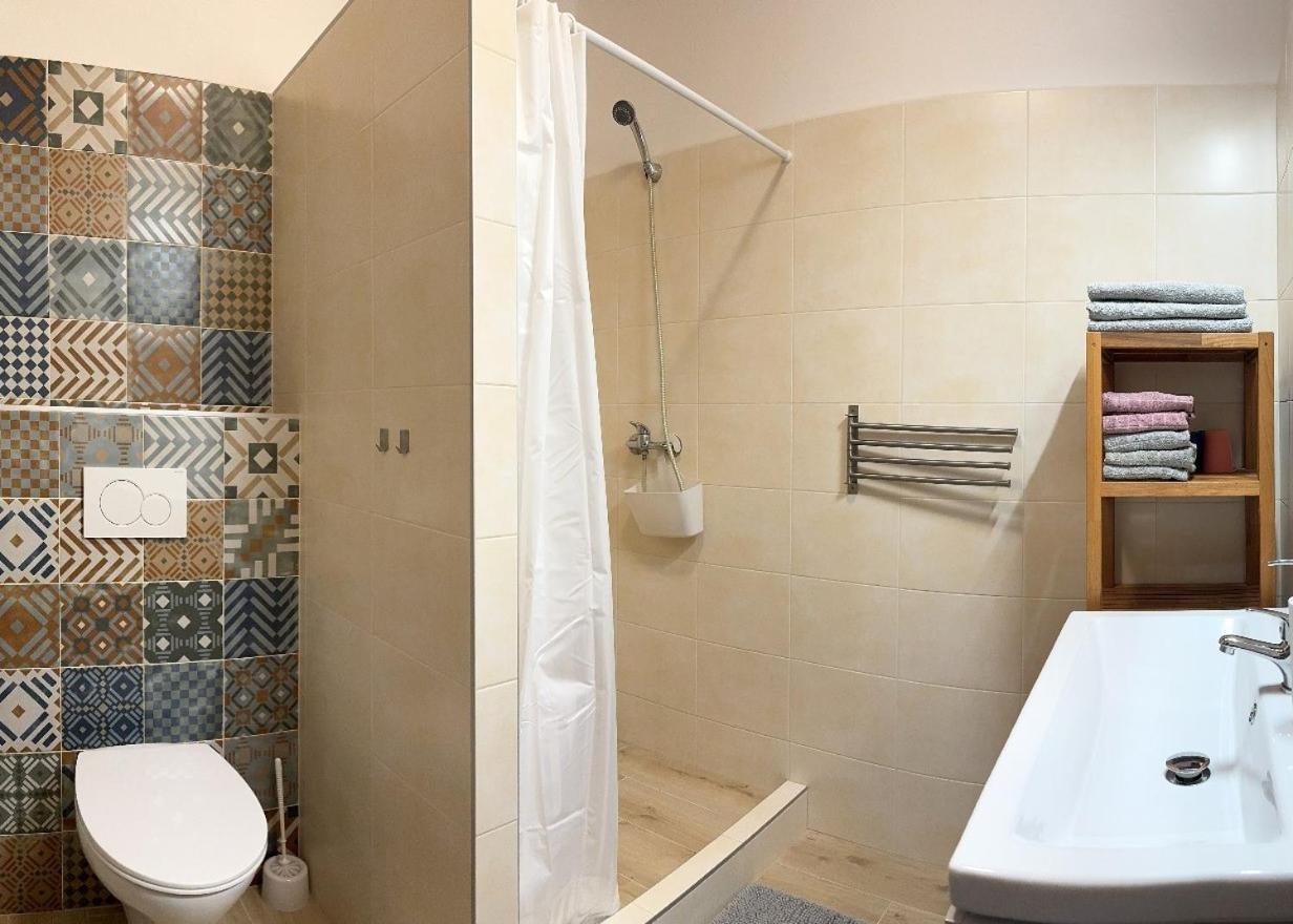Hotel Atlas Чеське Будєйовіце Номер фото